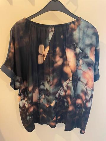 Top Gerry Weber Collection maat 46.  beschikbaar voor biedingen