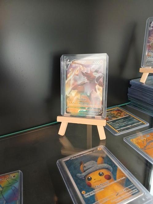 Lycanroc V SWSH199, Hobby en Vrije tijd, Verzamelkaartspellen | Pokémon, Zo goed als nieuw, Losse kaart, Ophalen of Verzenden