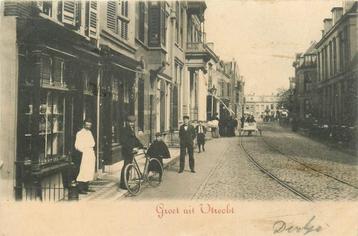 (379-241-045) Utrecht beschikbaar voor biedingen