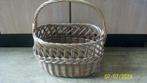 Ovale rieten mand, Huis en Inrichting, Woonaccessoires | Schalen en Manden, Mand, Ophalen of Verzenden, Zo goed als nieuw, Riet