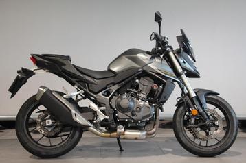 Honda CB 750 HORNET (bj 2024) beschikbaar voor biedingen