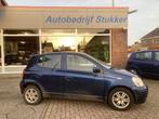 Toyota YARIS 1.3 vvt-i Blue line Sport Airco, Auto's, Toyota, Voorwielaandrijving, Gebruikt, 31 €/maand, 4 cilinders