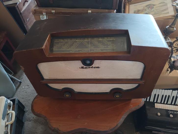 antieke radio Erres KY 457 uit 1945, Antiek en Kunst, Antiek | Tv's en Audio, Ophalen of Verzenden