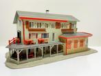 FALLER: 21901 Cafe - Hotel voor H0-spoor, Gebruikt, Gelijkstroom of Wisselstroom, Brug, Tunnel of Gebouw, Analoog