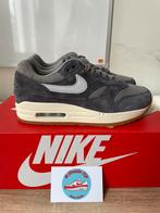 Nike Air Max 1 Crepe Grey maat 37,5, Nieuw, Nike, Grijs, Ophalen of Verzenden