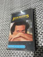 Cassettebandje julio iglesias – momentos in goede staat., Gebruikt, Verzenden, 1 bandje, Origineel