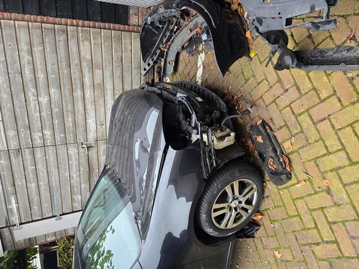 Volkswagen Golf 1.4 16V 59KW 5D 2006 Zwart (sloop auto), Auto's, Volkswagen, Golf, Benzine, C, Hatchback, Handgeschakeld, Geïmporteerd