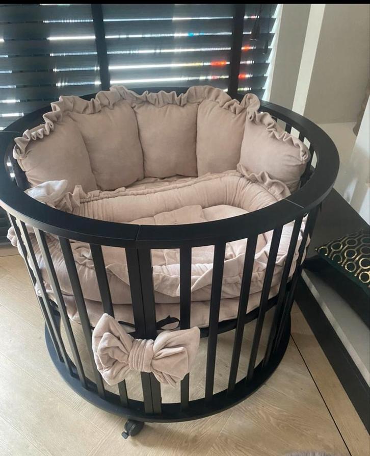 Mooie box met aankleding, Kinderen en Baby's, Babywiegjes en Ledikanten, Zo goed als nieuw, Overige typen, Ophalen