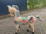 antiek paard, Ophalen