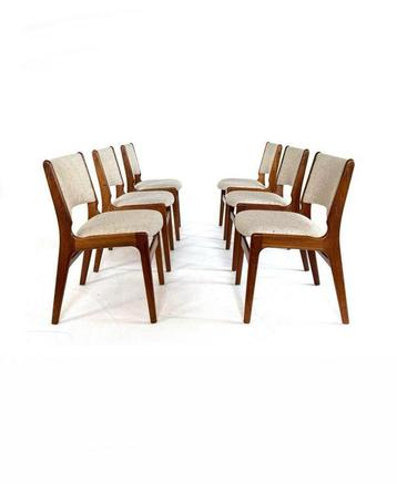 Diverse sets gerestaureerde (Deense) eetkamerstoelen ‘60 beschikbaar voor biedingen