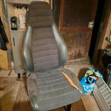 Porsche stoelen  beschikbaar voor biedingen