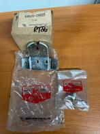 Toyota corona rt80 rt85 achterklep slot nieuw 64620-29025, Auto diversen, Ophalen of Verzenden, Nieuw