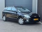 Hyundai I30 CW 1.6i Dynamic Trekhaak|Ecc|Nap, Stof, Gebruikt, 1591 cc, 4 cilinders