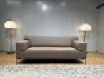 ZGAN Design on Stock Bloq 2,5-zitsbank – NP: €2.800