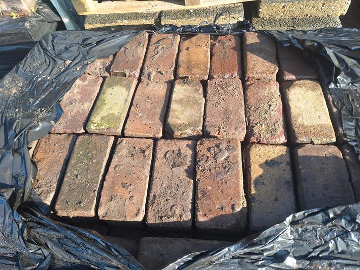 Oude Gebakken Waaltjes Keiformaat - 6,6 m2, Tuin en Terras, Tegels en Klinkers, Gebruikt, Klinkers, Overige materialen, 5 tot 10 m²