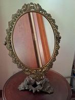 Mooie ovale, kantelbare tafelspiegel op zware messing voet, Antiek en Kunst, Antiek | Spiegels, Ophalen, Ovaal, Minder dan 50 cm