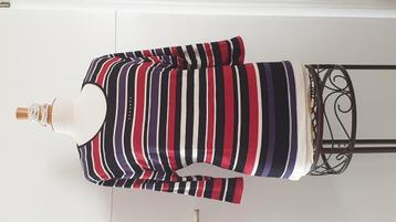 Shirt 3/4 mouw  beschikbaar voor biedingen