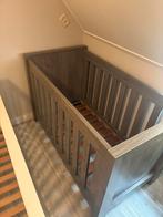 Ledikant met commode - grijs hout look set, Ophalen, Zo goed als nieuw, Ledikant