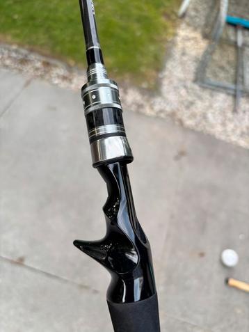 Baitcasterhengel voor snoek 7-28gr beschikbaar voor biedingen