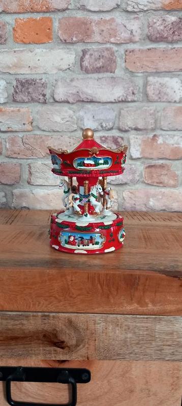 Kerst Muziekdoos:19cm Paarden Carrousel🌹NIEUW🌹 beschikbaar voor biedingen