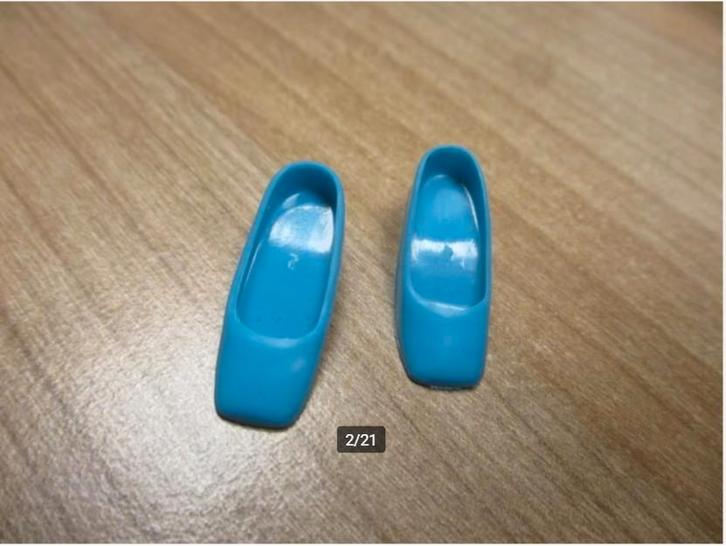 VINTAGE BARBIE/FRANCIE SCHOENTJES  KOREA, Verzamelen, Poppen, Zo goed als nieuw, Accessoires, Verzenden