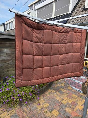 Te koop: 2x 1.40 - 2.00 cm dekbedden zonder hoes. beschikbaar voor biedingen