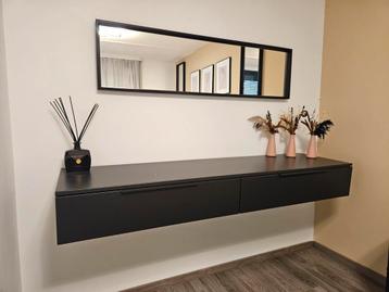 Zwevende dressoir