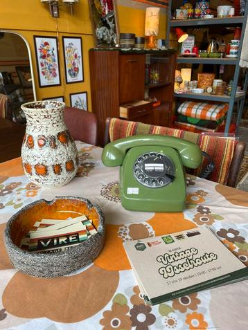 Vintage jaren 70 beige oranje vaas beschikbaar voor biedingen