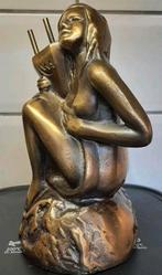 Bronzen beeld van lezende vrouw, Antiek en Kunst, Ophalen of Verzenden