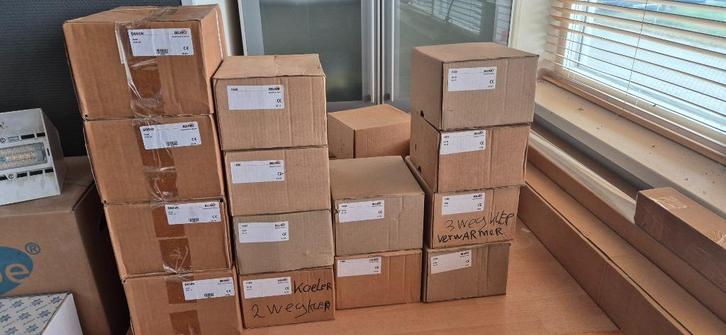 Belimo kleppen en klepmotoren, Doe-het-zelf en Verbouw, Verwarming en Radiatoren, Nieuw, Overige typen, Minder dan 200 watt, Minder dan 30 cm