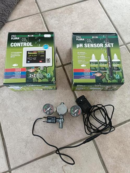 JBL co2 set incl co2 controller, Dieren en Toebehoren, Vissen | Aquaria en Toebehoren, Zo goed als nieuw, Filter of Co2, Ophalen