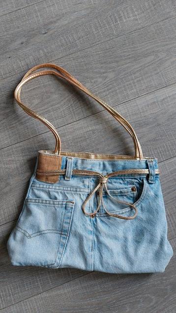 Vintage Levis redone tas  beschikbaar voor biedingen