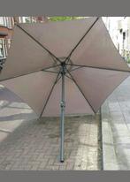 Nieuw parasol van drie meter is nooit gebruikt zit in de, Ophalen of Verzenden, Nieuw