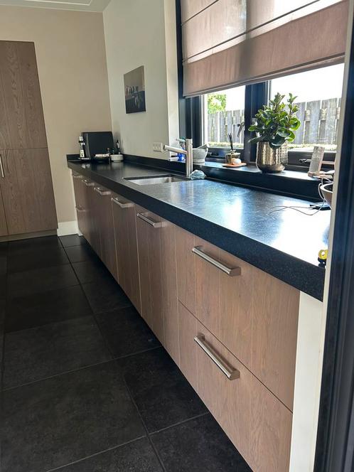 Nette keuken inclusief apparatuur, Huis en Inrichting, Keuken | Complete keukens, Gebruikt, Overige typen, Bruin, Graniet of Steen