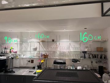 Glass Shelving / Planken beschikbaar voor biedingen