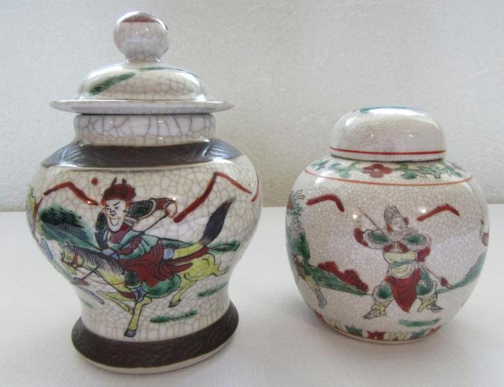 2x oude chinese nanking dekselpot gemberpot krijger paard, Antiek en Kunst, Kunst | Niet-Westerse kunst, Verzenden