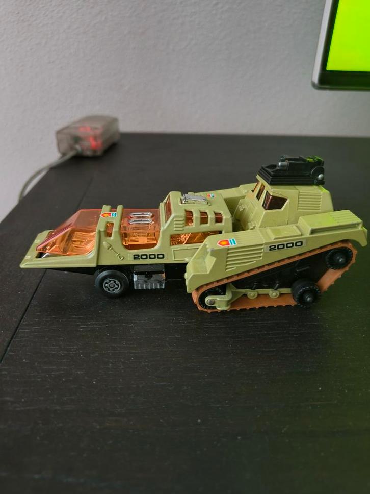 Matchbox Raider Command Adventure 2000 K-2001, Hobby en Vrije tijd, Modelbouw | Auto's en Voertuigen, Zo goed als nieuw, Tank
