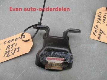 links voor boven portier scharnier toyota corona RT 1 beschikbaar voor biedingen