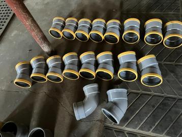 PVC riool bochten, moffen, etc. beschikbaar voor biedingen