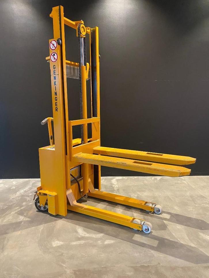 Genkinger electrische stapelaar, heftruck, Doe-het-zelf en Verbouw, Palletwagens en Pompwagens, Gebruikt, Ophalen