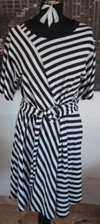 Max Mara katoenen zomerse jurk 36/38, Kleding | Dames, Wit, Max Mara, Ophalen of Verzenden, Zo goed als nieuw