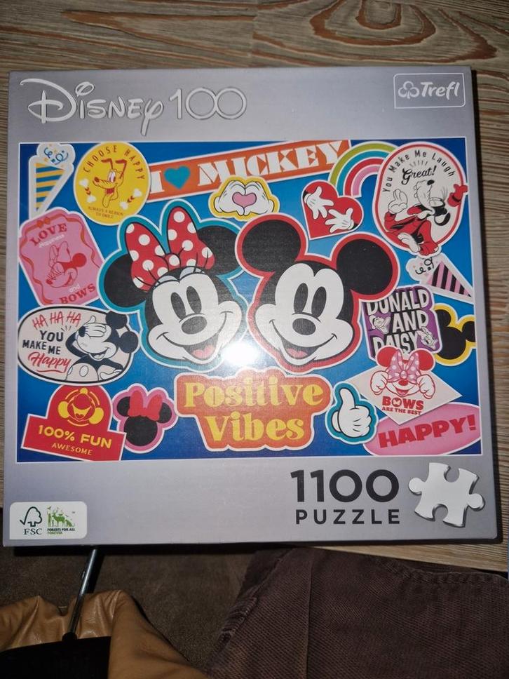 TREFLDISNEY 100 POSITIVE VIBES PUZZEL 1100 STUKJES NIEUW, Hobby en Vrije tijd, Denksport en Puzzels, Nieuw, 500 t/m 1500 stukjes