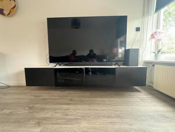 Ikea Zwevende TV-Meubels (2x)