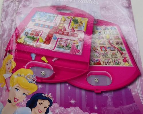 2 Bordspellen in 1 Reisspelkoffertje (Prinsessen), Hobby en Vrije tijd, Gezelschapsspellen | Bordspellen, Zo goed als nieuw, Een of twee spelers