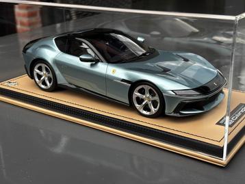 Ferrari 12 Cilindri Celeste Trevi MR 1:18 NIEUW ! C4F beschikbaar voor biedingen