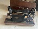 Antieke Singer Naaimachine, Ophalen