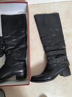 Dames laarzen Vic Matie, Kleding | Dames, Schoenen, Hoge laarzen, Zwart, Ophalen of Verzenden, Zo goed als nieuw