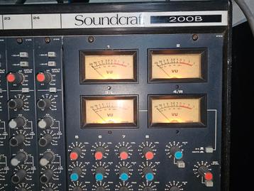 Oldskool Soundcraft 200 B. Analoge mengtafel beschikbaar voor biedingen