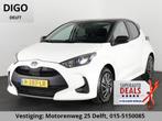 Toyota Yaris 1.5 HYB 1e EIG GARANTIE TOT 11-2032* BLACK & WH, Gebruikt, Euro 6, Wit, Bedrijf
