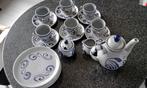 Vintage Aardewerk Servies - Kopjes, Schotels, Pot, Gebruikt, Ophalen of Verzenden, Overige stijlen, Aardewerk